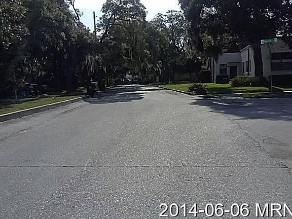4th image of 4211 Park Lake St