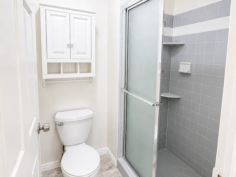 1564 E Hidden Valley Dr — Photo 23