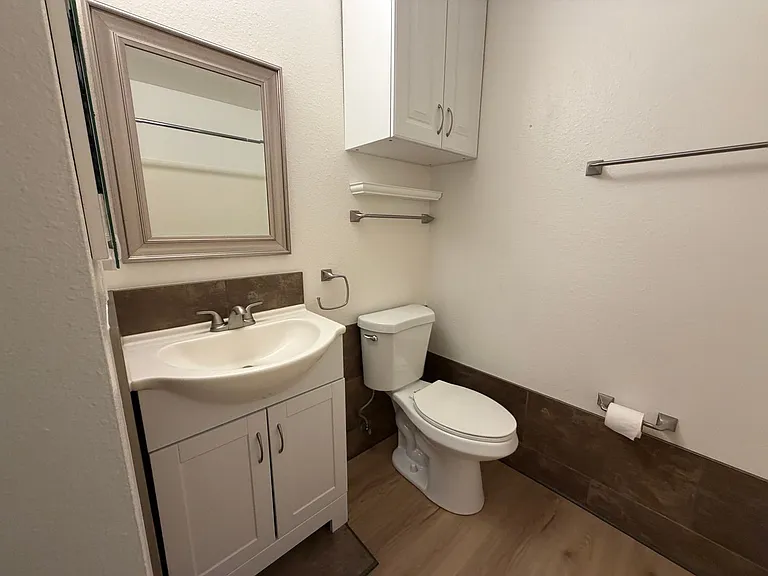 1307 Rufina Ln #4 — Photo 16