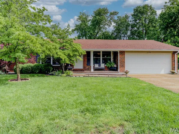 12150 Greenwalk Dr, Saint Louis, MO 63146