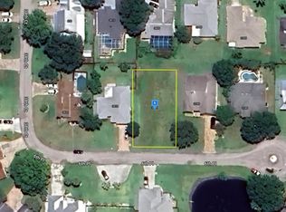 3800 6th Pl #33, Vero Beach, FL 32968