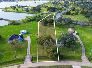 608 Wagon Wheel Trl, Angleton, TX 77515