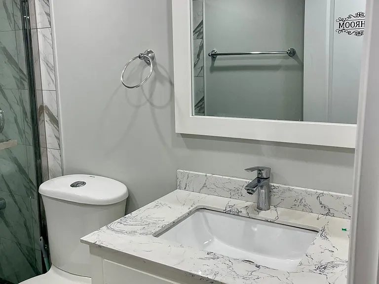 41 Sugarcane Ave W — Photo 9