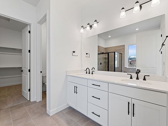 4th image of 889 W Meadowside Dr #236