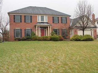 29 Coddington Grv, Pittsford, NY 14534
