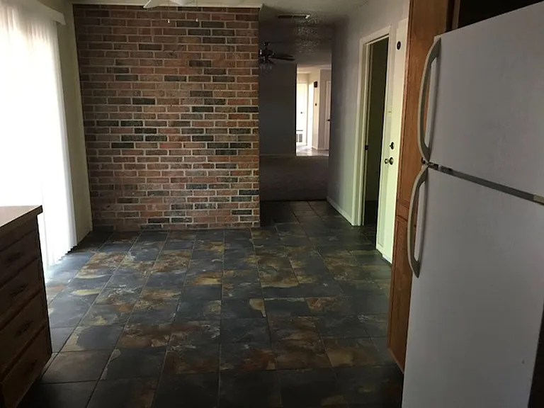 1217 Ruswood Dr — Photo 14