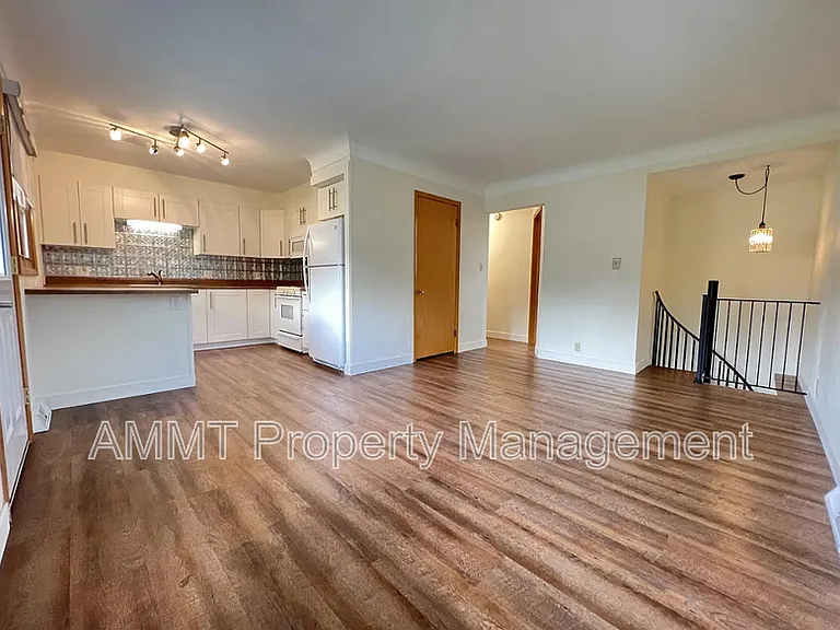 2916 Johnson Ave NW #1 — Photo 1