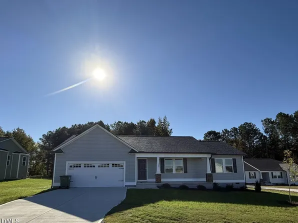 193 Magnolia Run Way, Benson, NC 27504