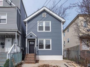 197 Oakwood Pl, Orange, NJ