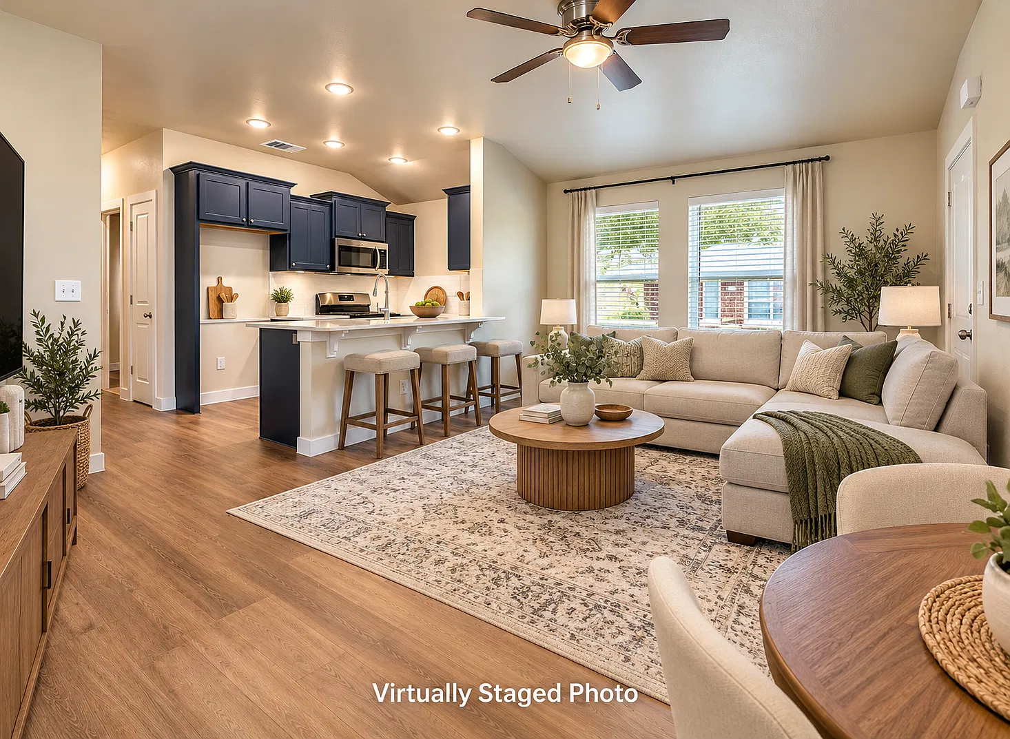 3 bed, 1150 sqft, $1,400 — Photo 2