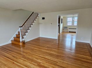 2902 Knorr St, Philadelphia, PA 19149