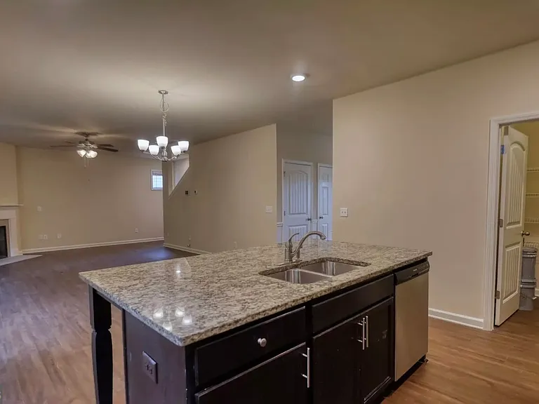 6571 Bluffview Dr — Photo 6