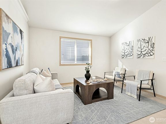 4th image of 6201 73rd Ave NE