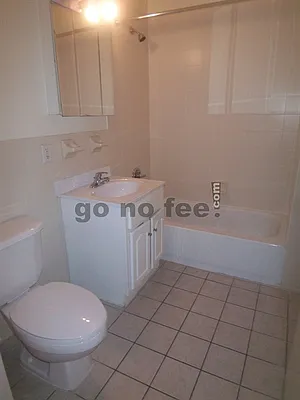 Rented by K&R Realty | media 4