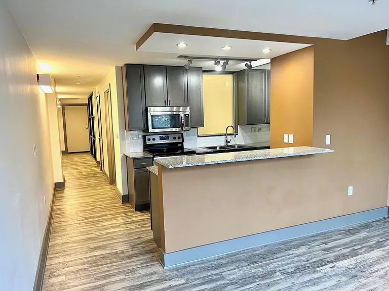 Congress Lofts — Photo 28