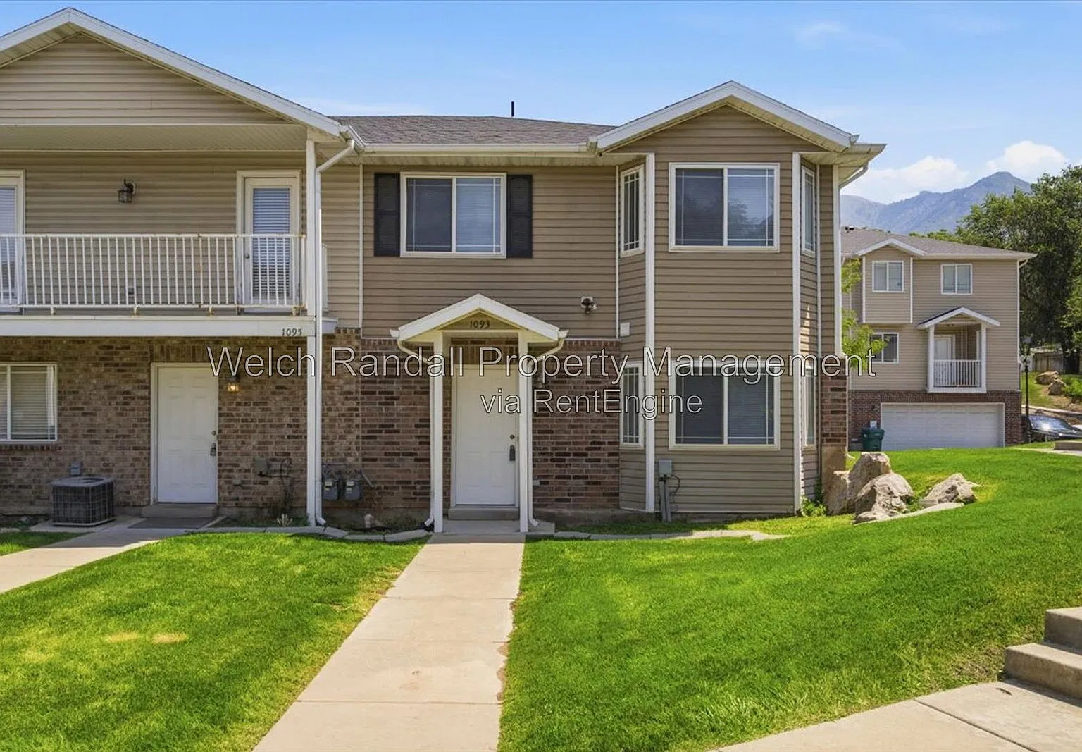 3 bed, 2.5 bath, 1376 sqft, $1,695 — Photo 1