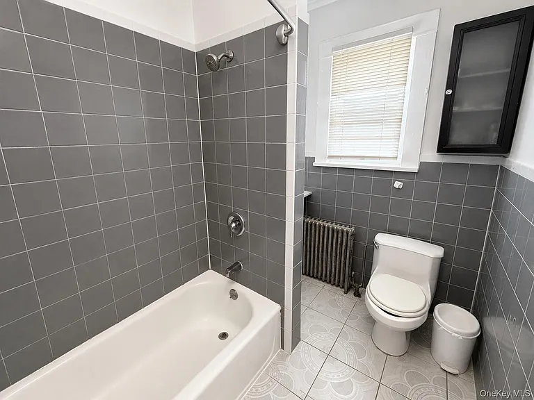 36 Gerard St — Photo 10