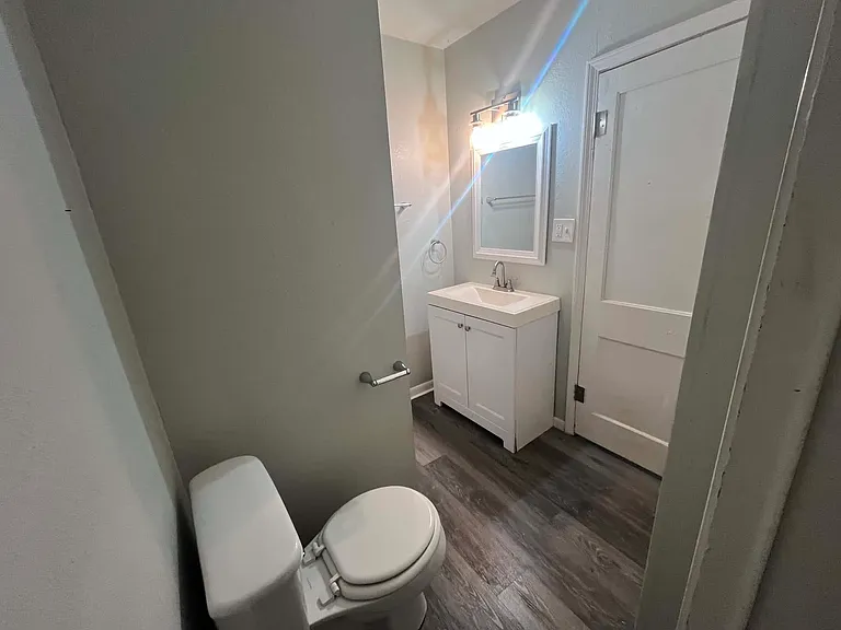 1607 Avenue I — Photo 14