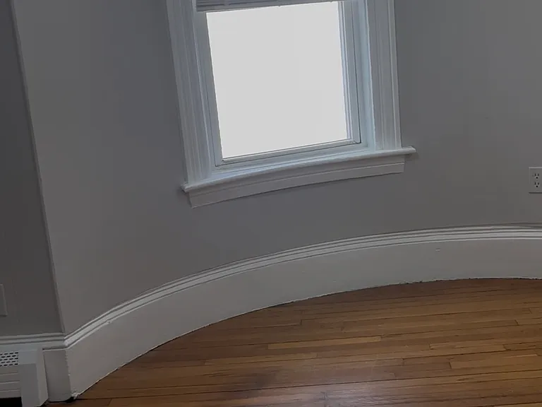 51 Cottage St #10 — Photo 3