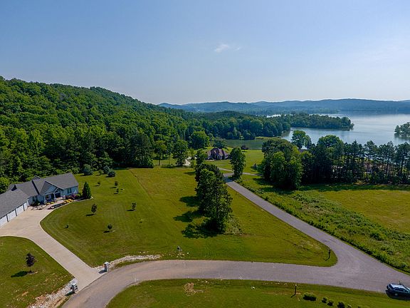 3rd image of 339 Enclave Way Lot 75R