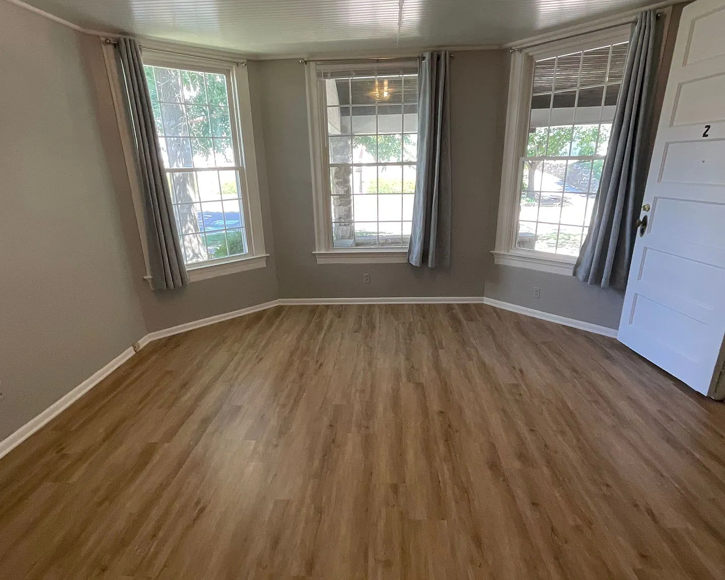 308 East 7th Street — Photo 1