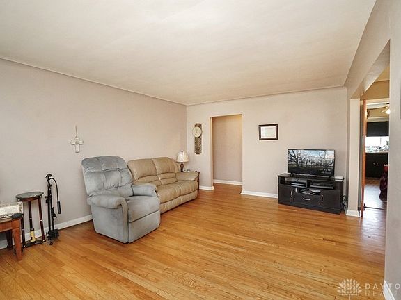 5th image of 1358 Le Mar Dr