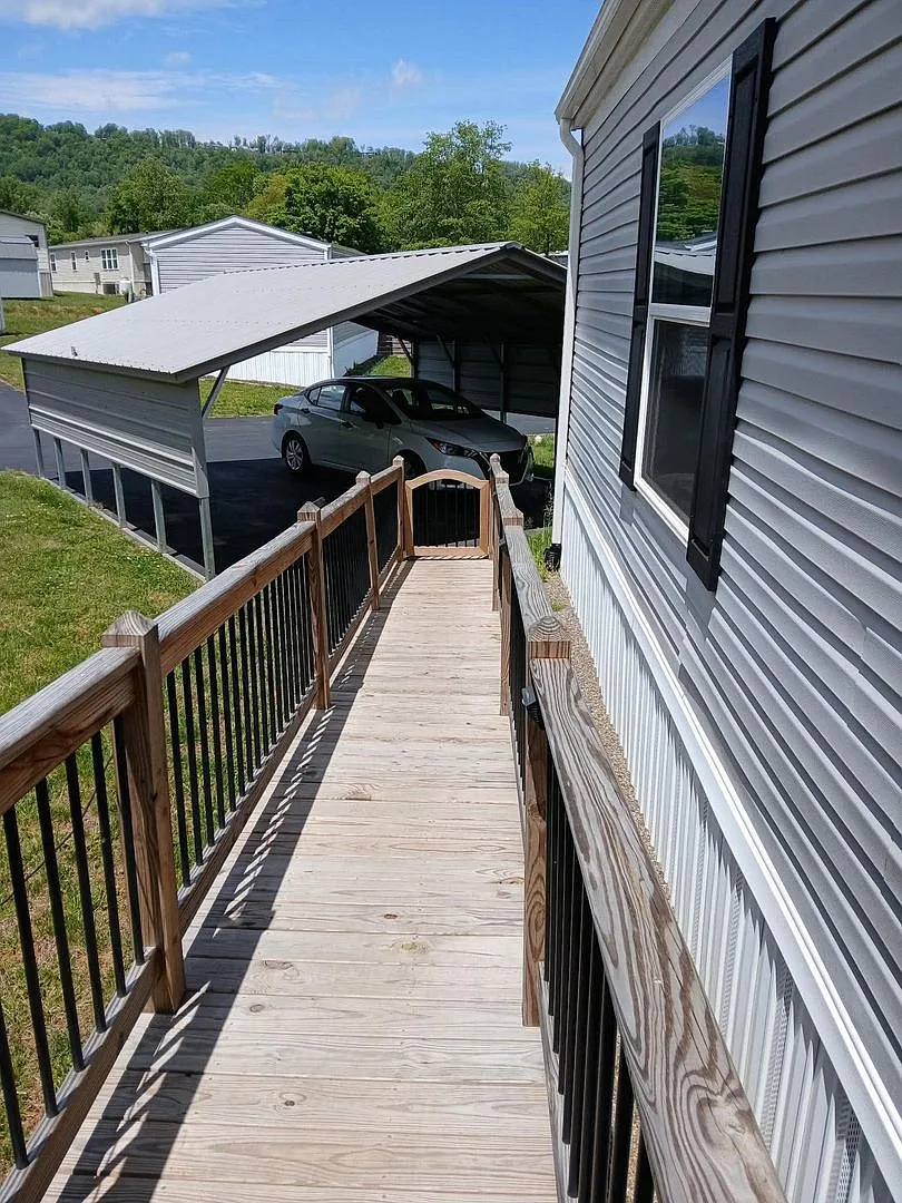 Fully Furnished Home In Avery Creek 55+ Community | All Utilities Included! — Photo 2