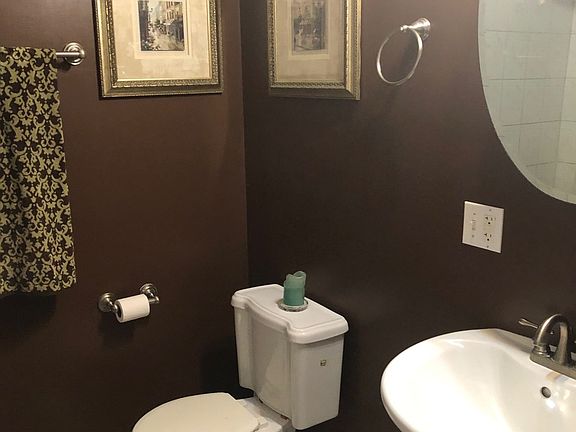 4th image of 510 E Oakwood Blvd APT 1