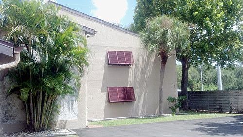 1st image of 7277 Cloister Dr #124