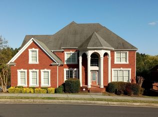 961 Heathchase Dr, Suwanee, GA 30024