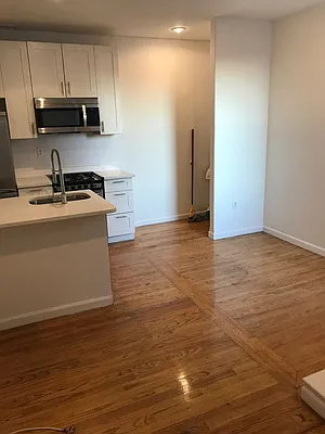 Rented by Sky Management | media 44