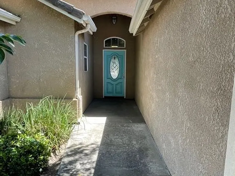 236 S Argyle Pl — Photo 3