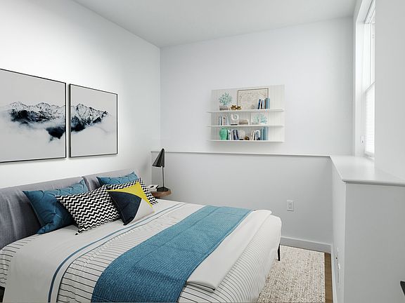 4th image of 181 Bartlett St #16