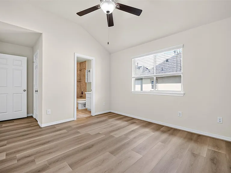 2707 Shadybrook Meadow Dr — Photo 23