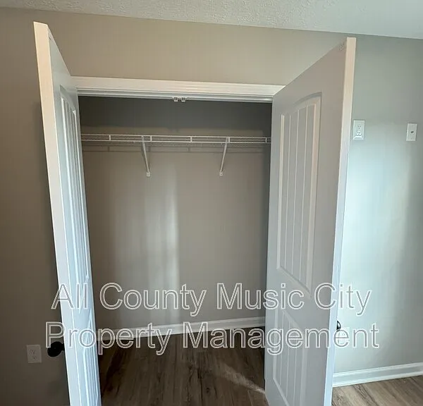1604 Alan Perryman Ave — Photo 7