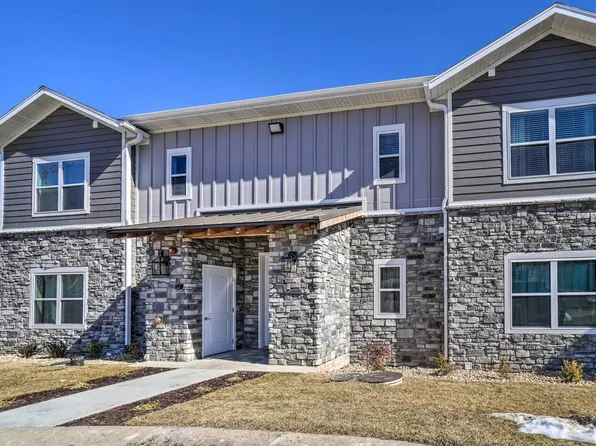 3103 S Vineyards Terrace Unit 4, Branson, MO 65616