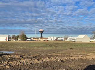 5 Baxmeyer Ln, Assumption, IL 62510