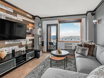 5800 Arlington Avenue, #20L