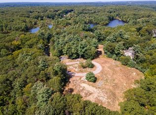 262-265 Meadowbrook Rd, Dedham, MA 02026