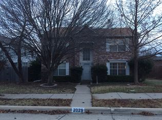 2029 Diamond Ridge Dr, Carrollton, TX 75010