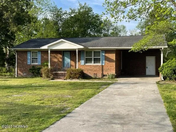 1692 Guyton Road, Bladenboro, NC 28320