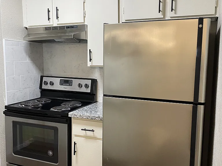 Tidwell Park Apartments — Photo 3