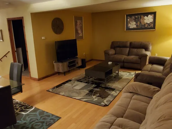 (undisclosed Address), Steger, IL 60475