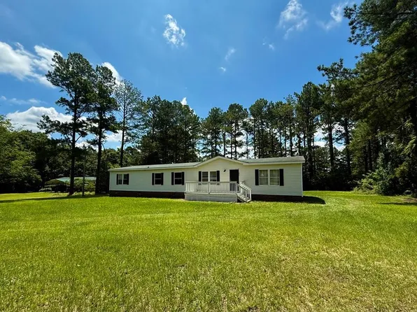 4970 Solstice Dr, Dalzell, SC 29040