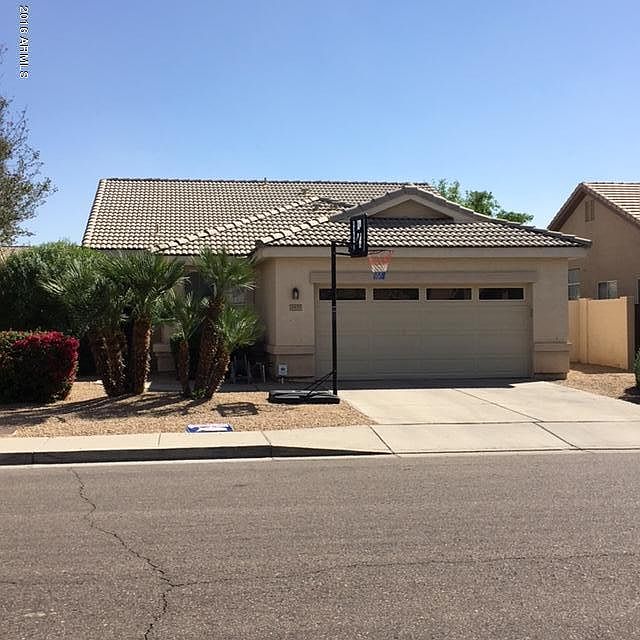 1st image of 1431 W Armstrong Way