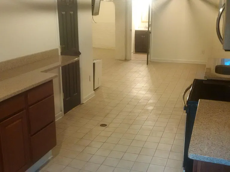 2705 Floyd Ave — Photo 3