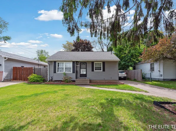 4542 Pinehurst Ave SW, Wyoming, MI 49548