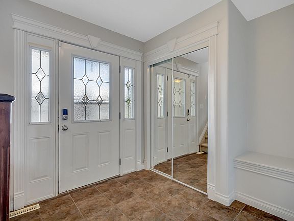 4th image of 24 Birchmont Dr