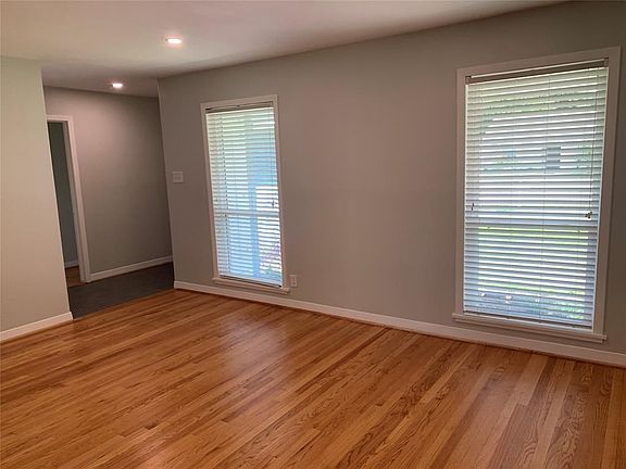 3rd image of 4322 Kingfisher Dr