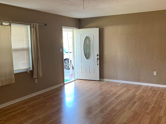 3rd image of 6250 21st Ave N